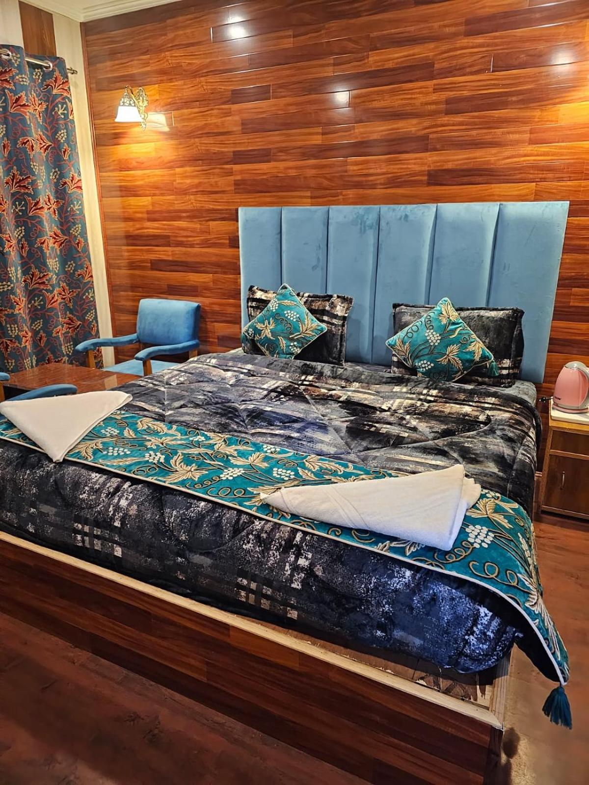 Grand Nishat 4*