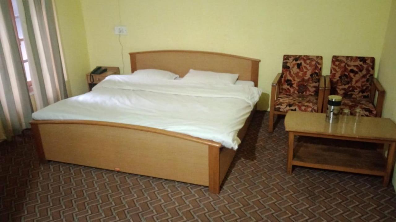 Senorita 2* Srinagar (Jammu and Kashmir)