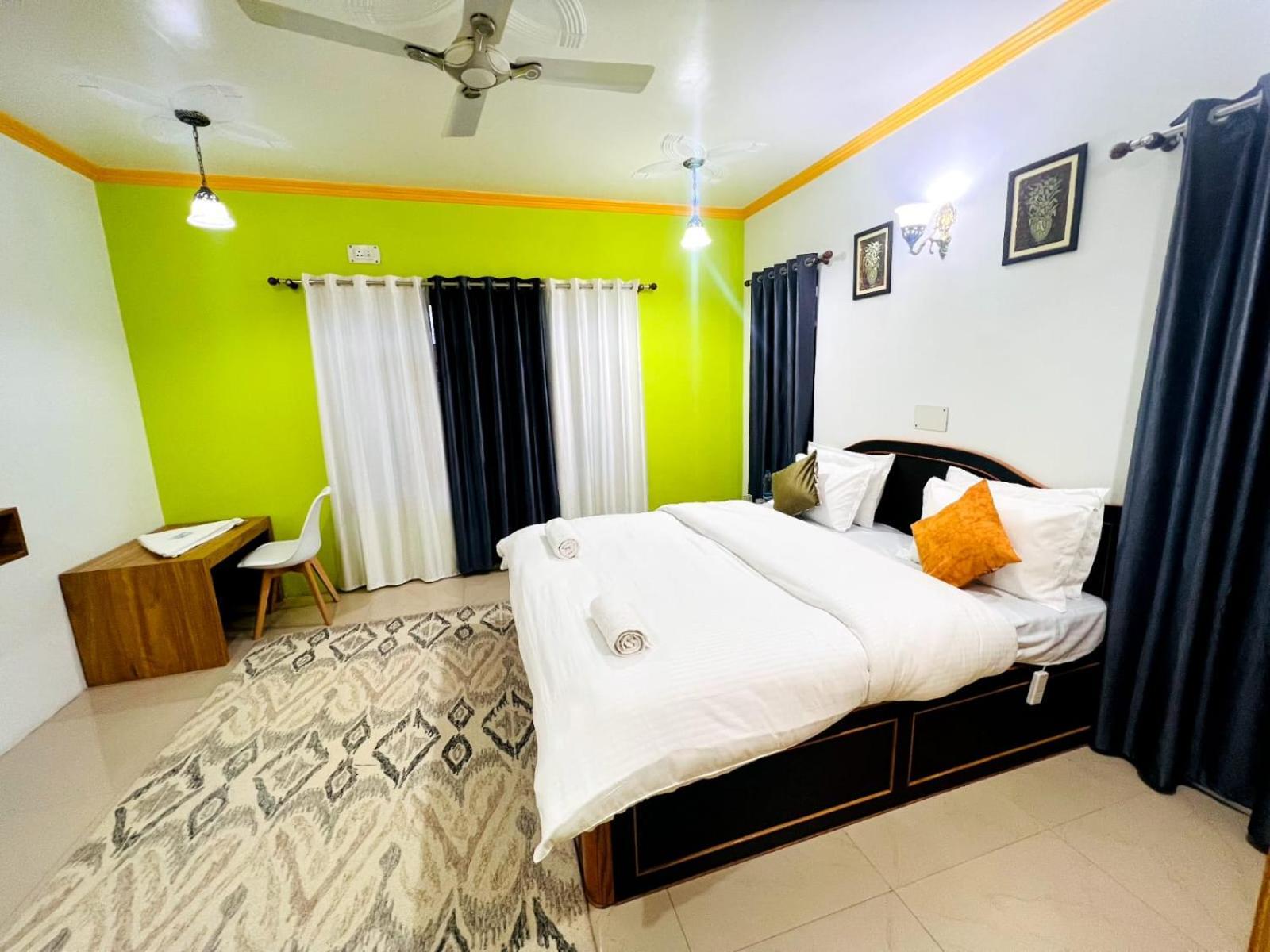 Whostels Hostel *
