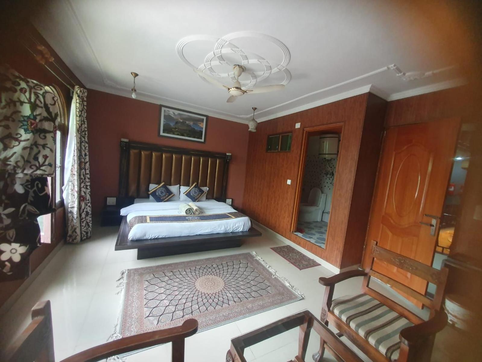 Hotel Ash Vale 3*