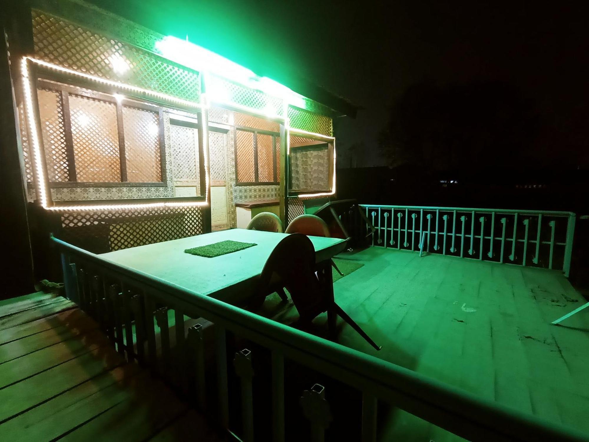 Resort House Boat New Rose Mary *