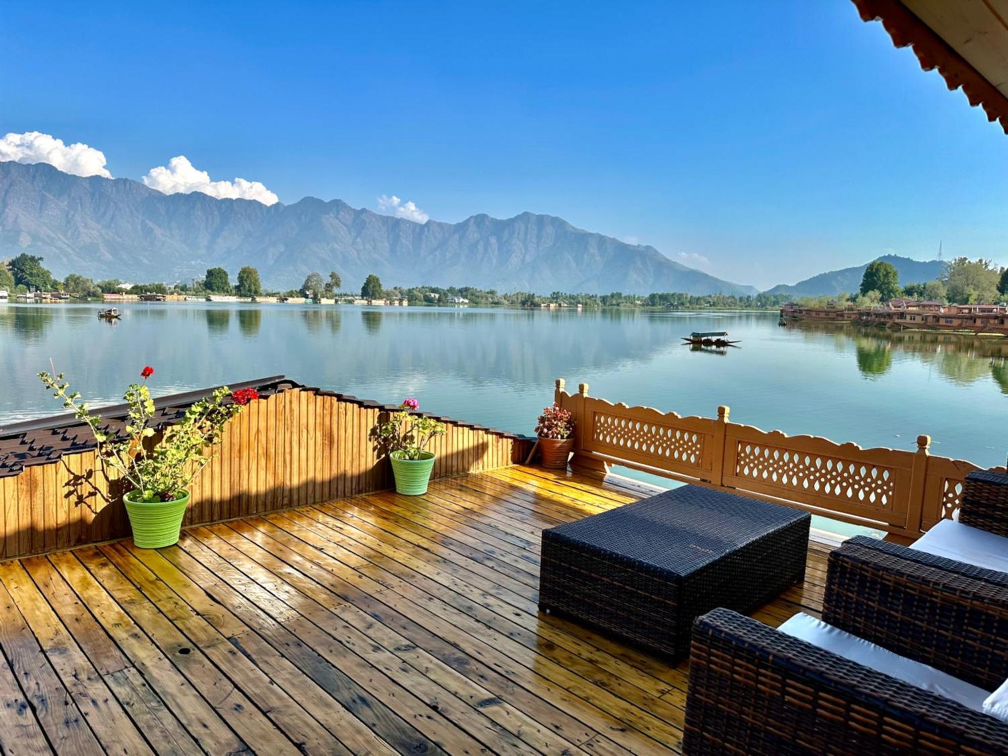 Hotel New Jacquline Heritage Houseboats 4*