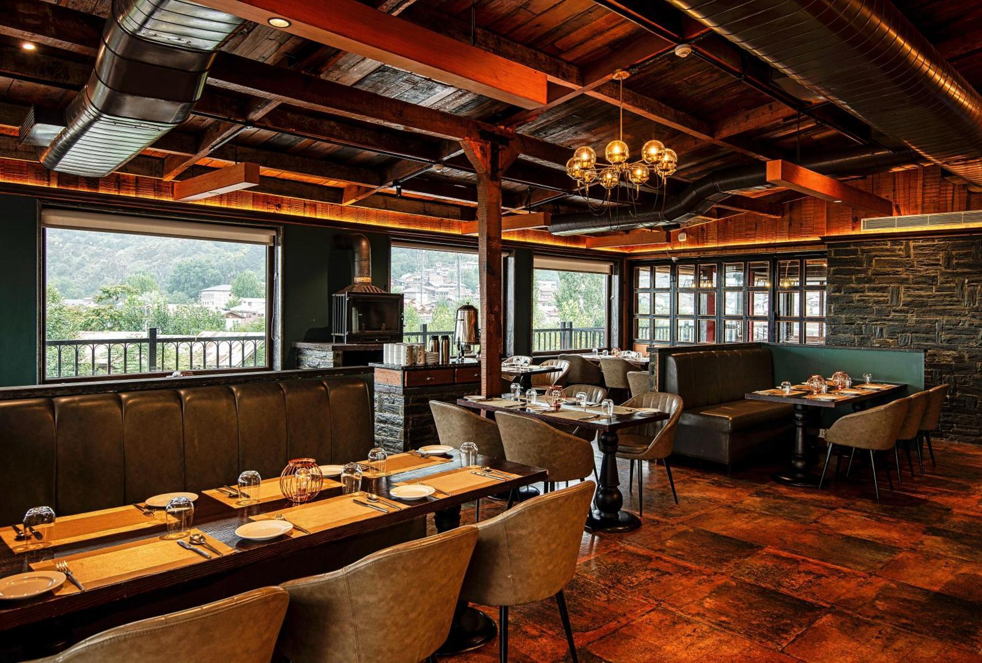 The Vintage At Dal Hotel 4*