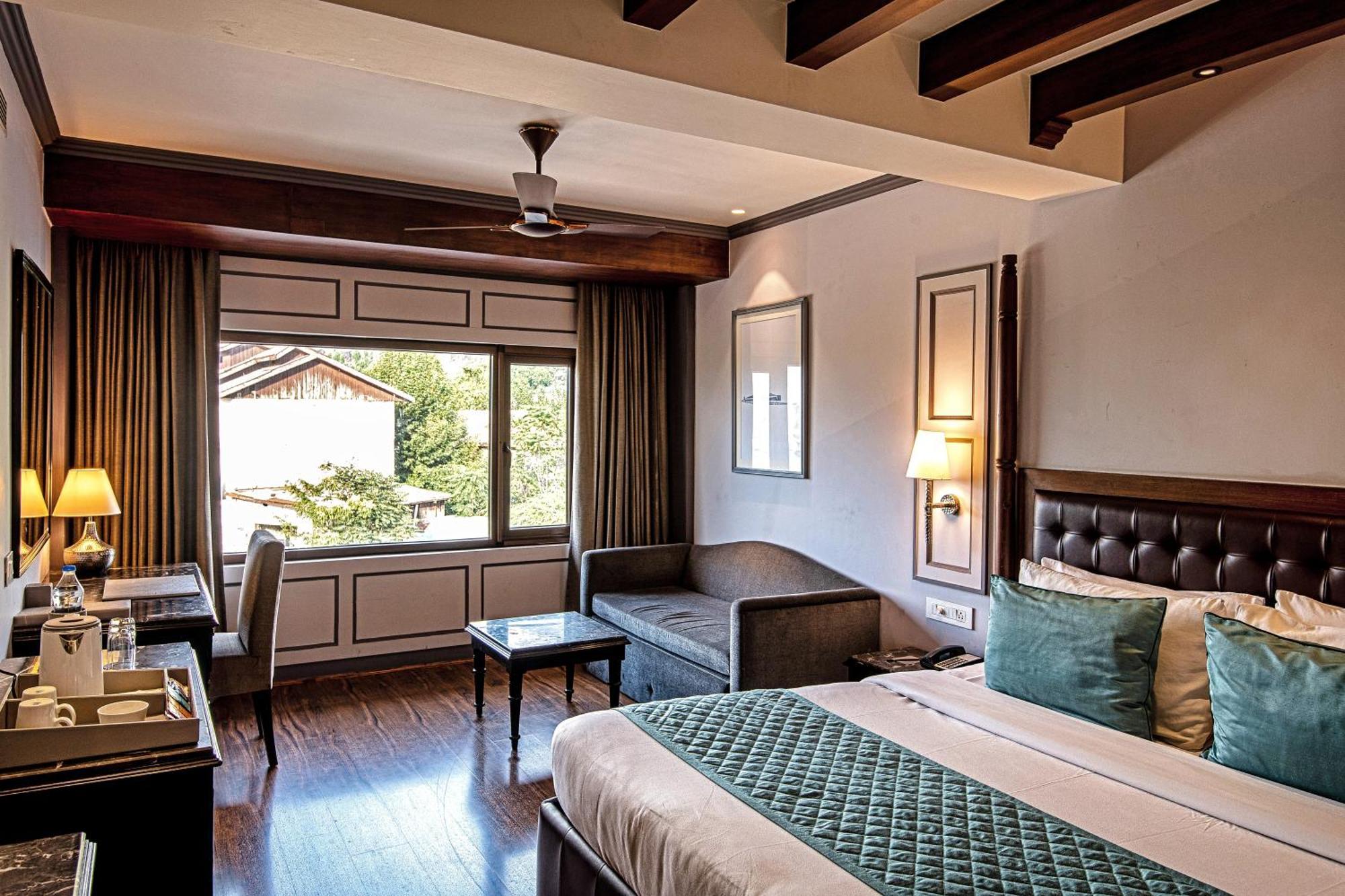 Hotel The Vintage At Dal 4*