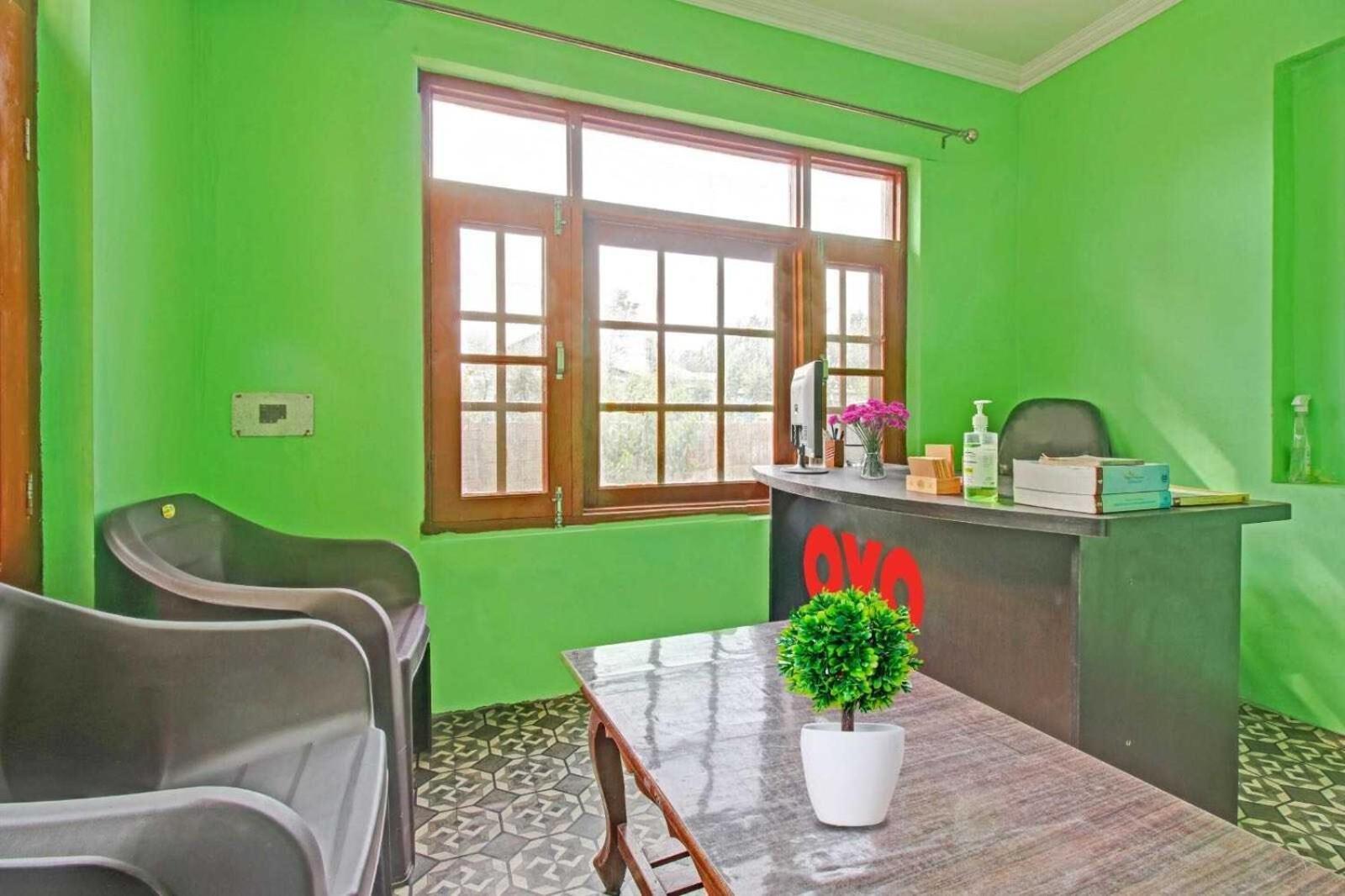 O Ar Hotel Srinagar (Jammu and Kashmir)