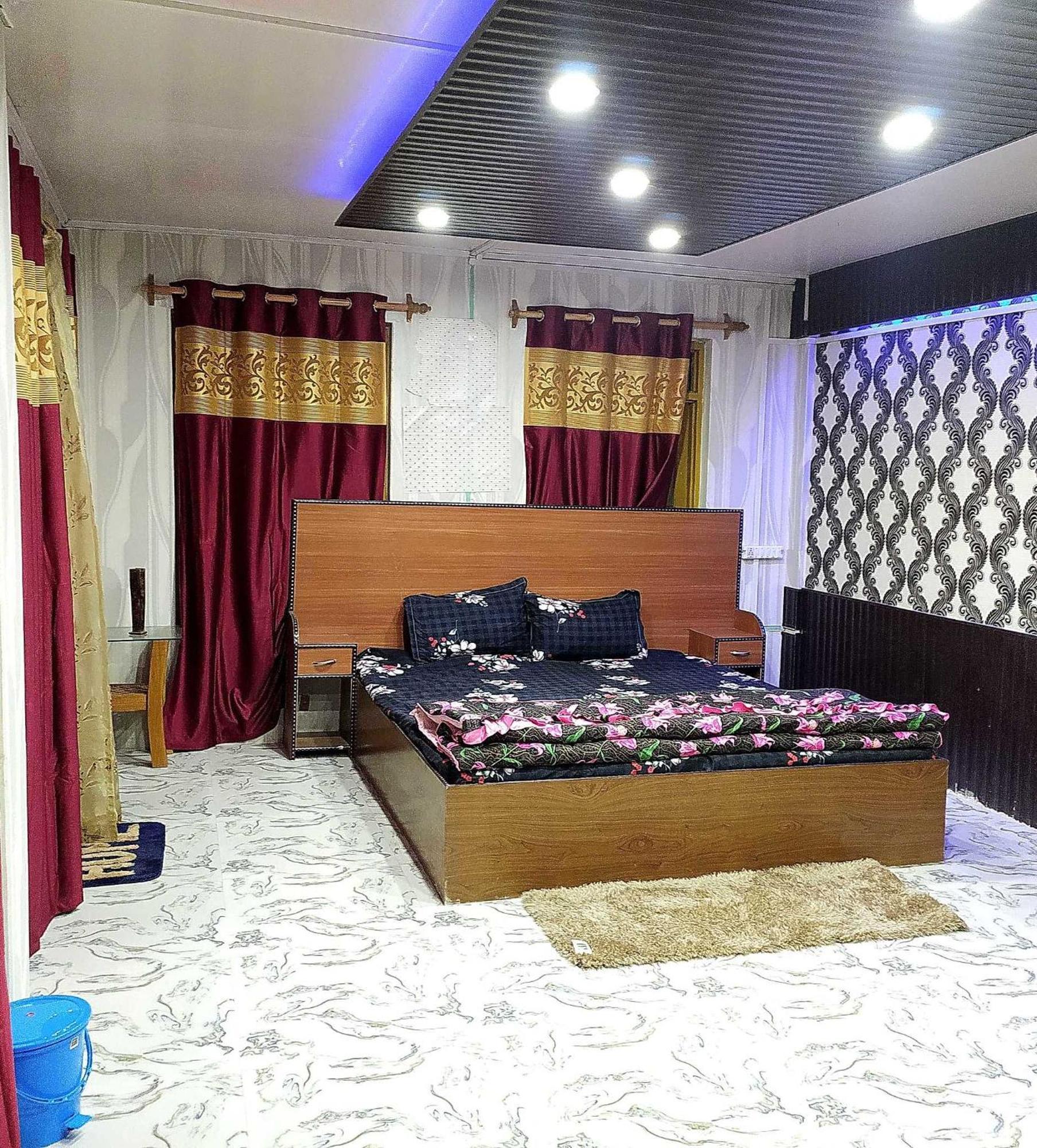 Hotel O Zur Srinagar (Jammu and Kashmir)