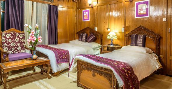 Naaz Kashmir Luxury Houseboat Botel Srinagar (Jammu and Kashmir)
