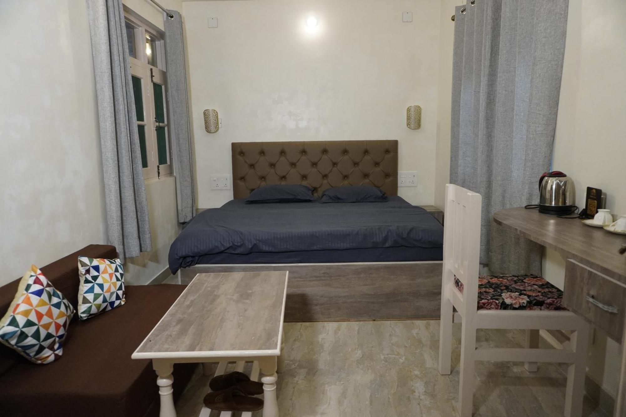 Farsal Srinagar (Jammu and Kashmir)