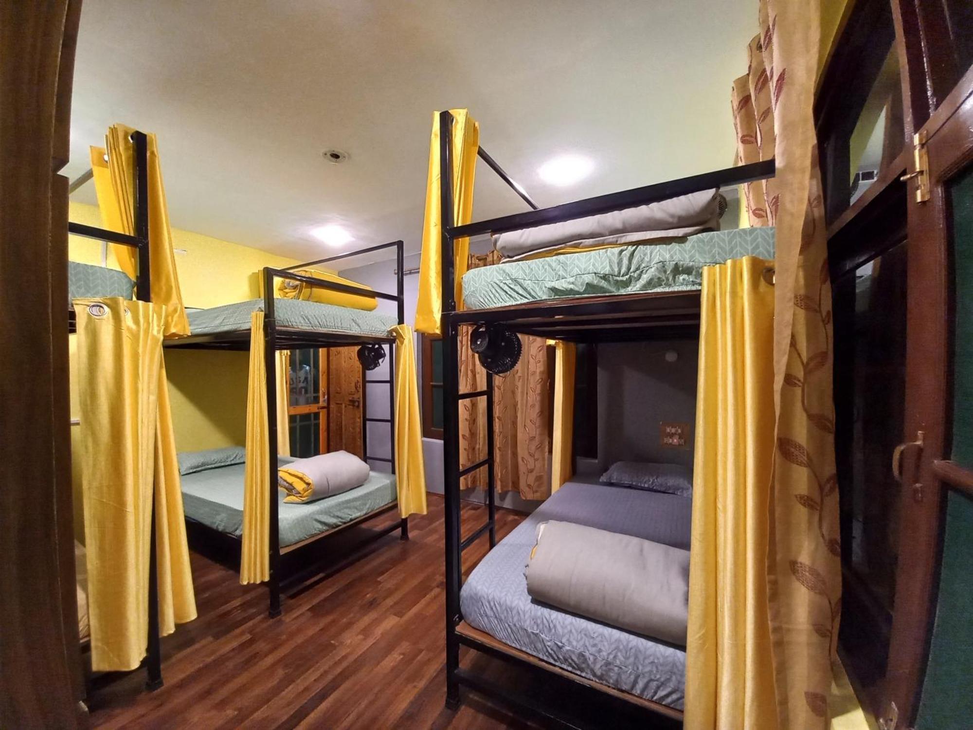 Guest house John's Srinagar (Jammu and Kashmir)
