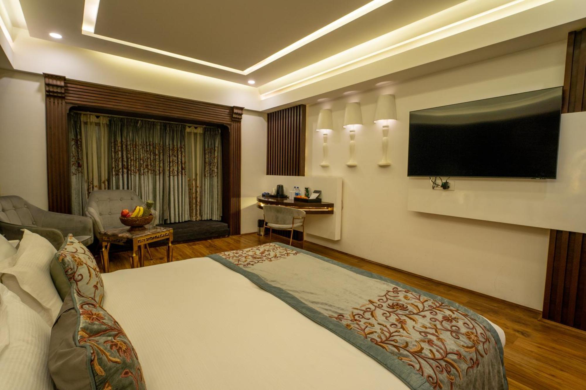 Snowland, Hotel Srinagar (Jammu and Kashmir)