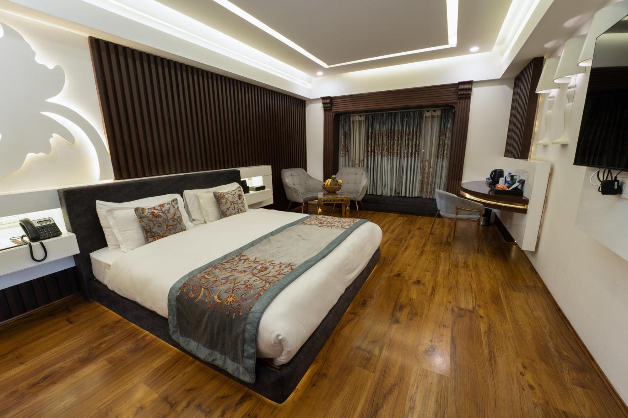 Snowland, 4* Srinagar (Jammu and Kashmir)