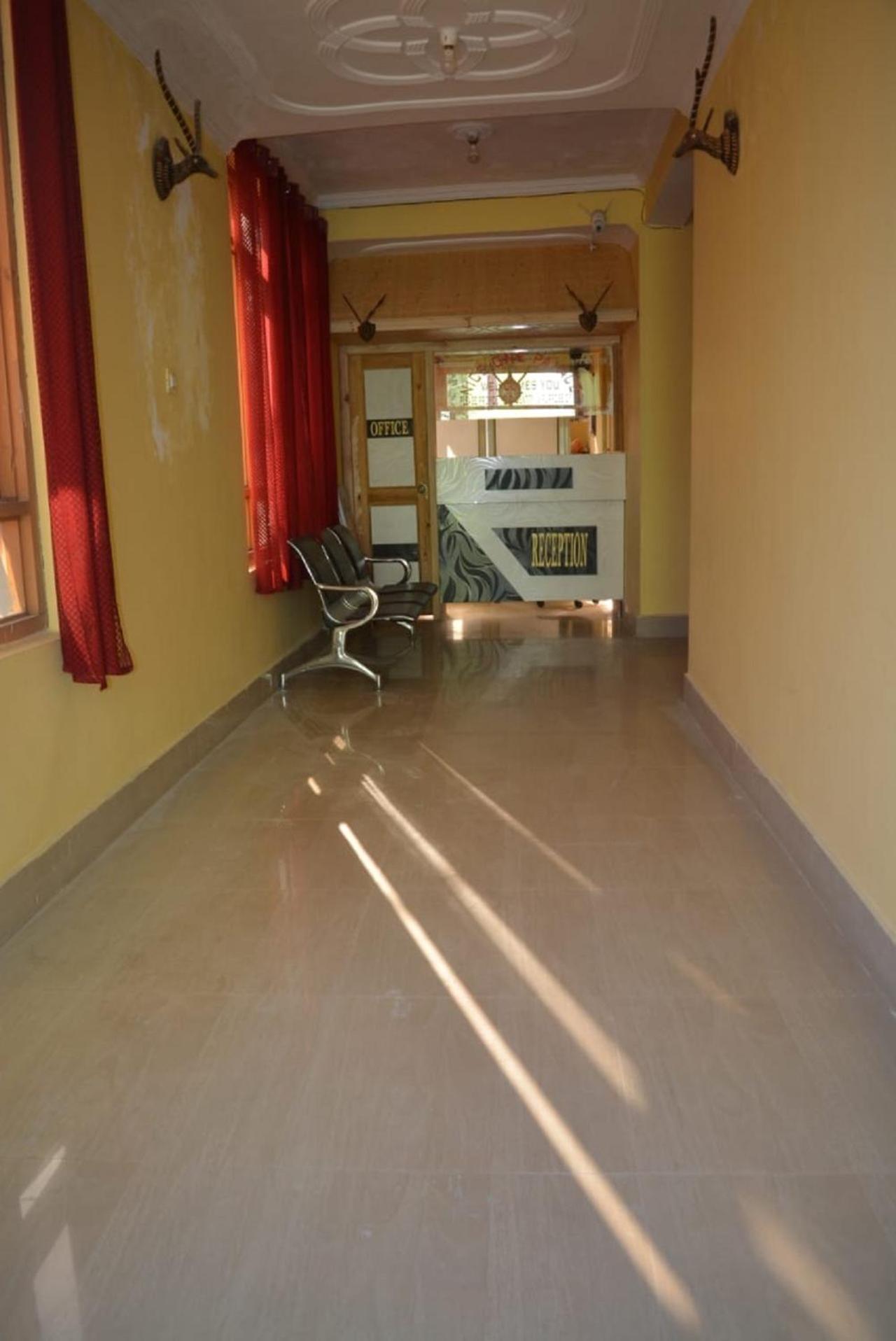 Hotel One Palace 2*