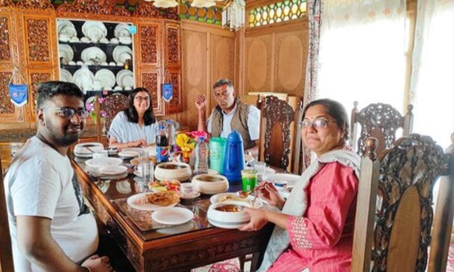 Hotel New Minar Group Of Houseboats