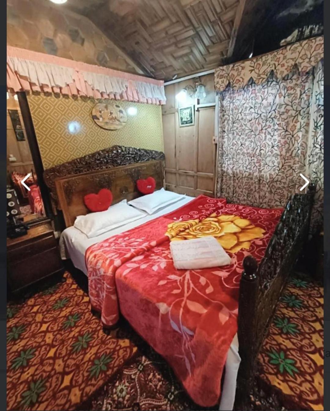 Hotel New Minar Group Of Houseboats 3*