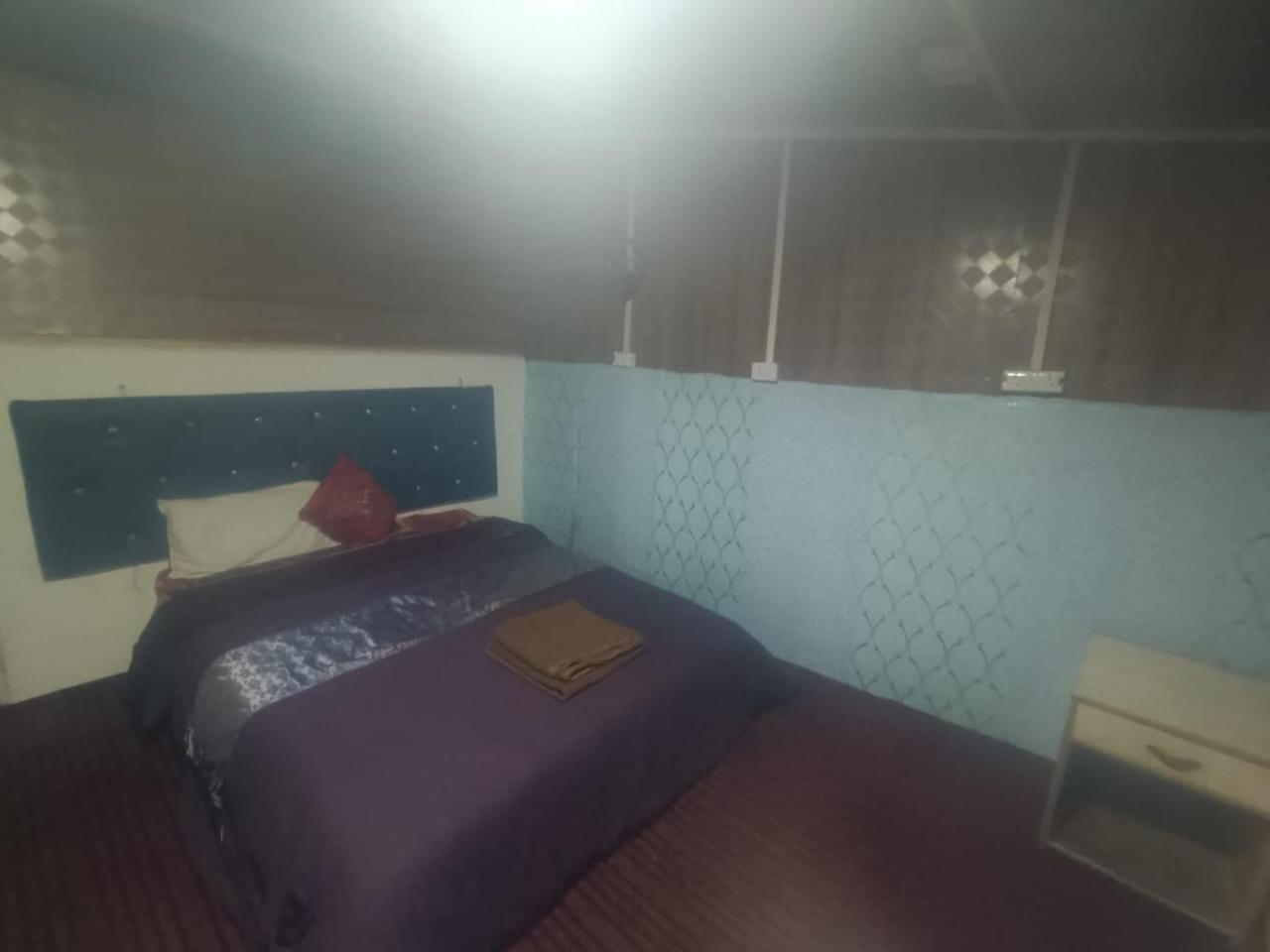 Homestay Shamus Javed Homestay Srinagar (Jammu and Kashmir)