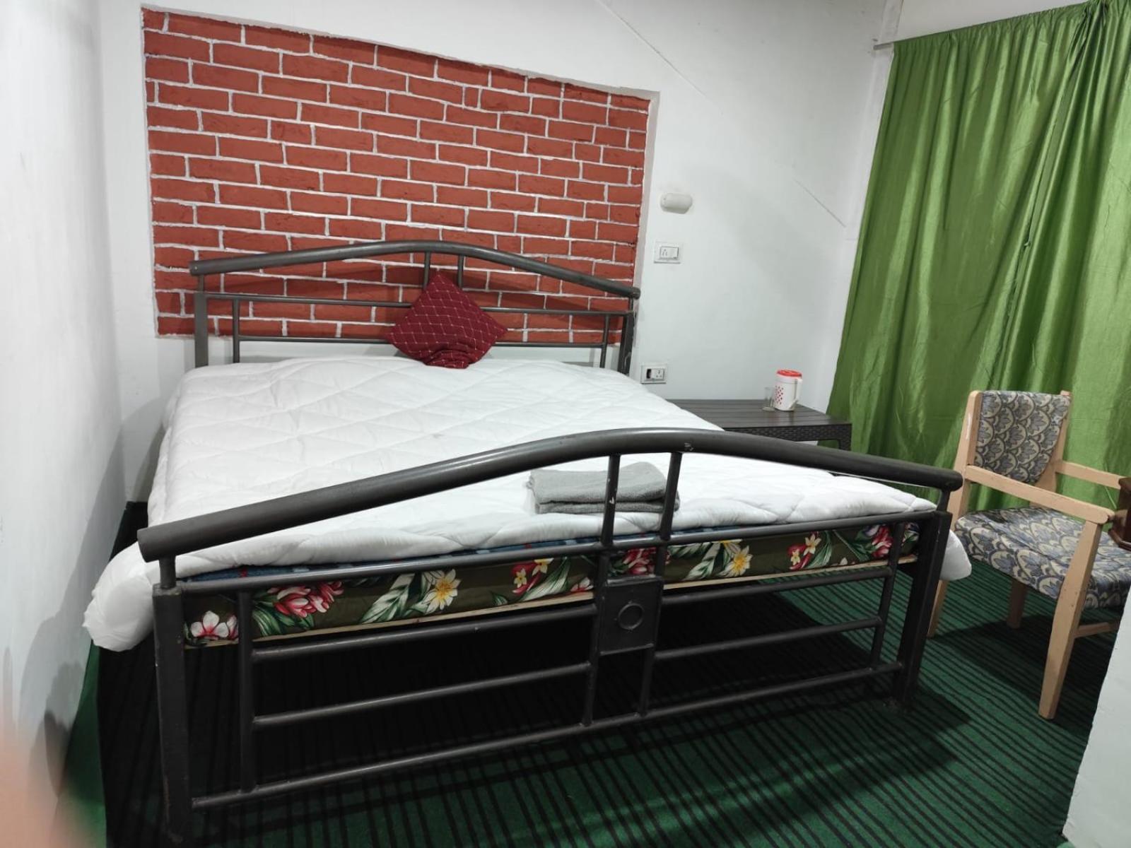 Shamus Javed Homestay Homestay Srinagar (Jammu and Kashmir)