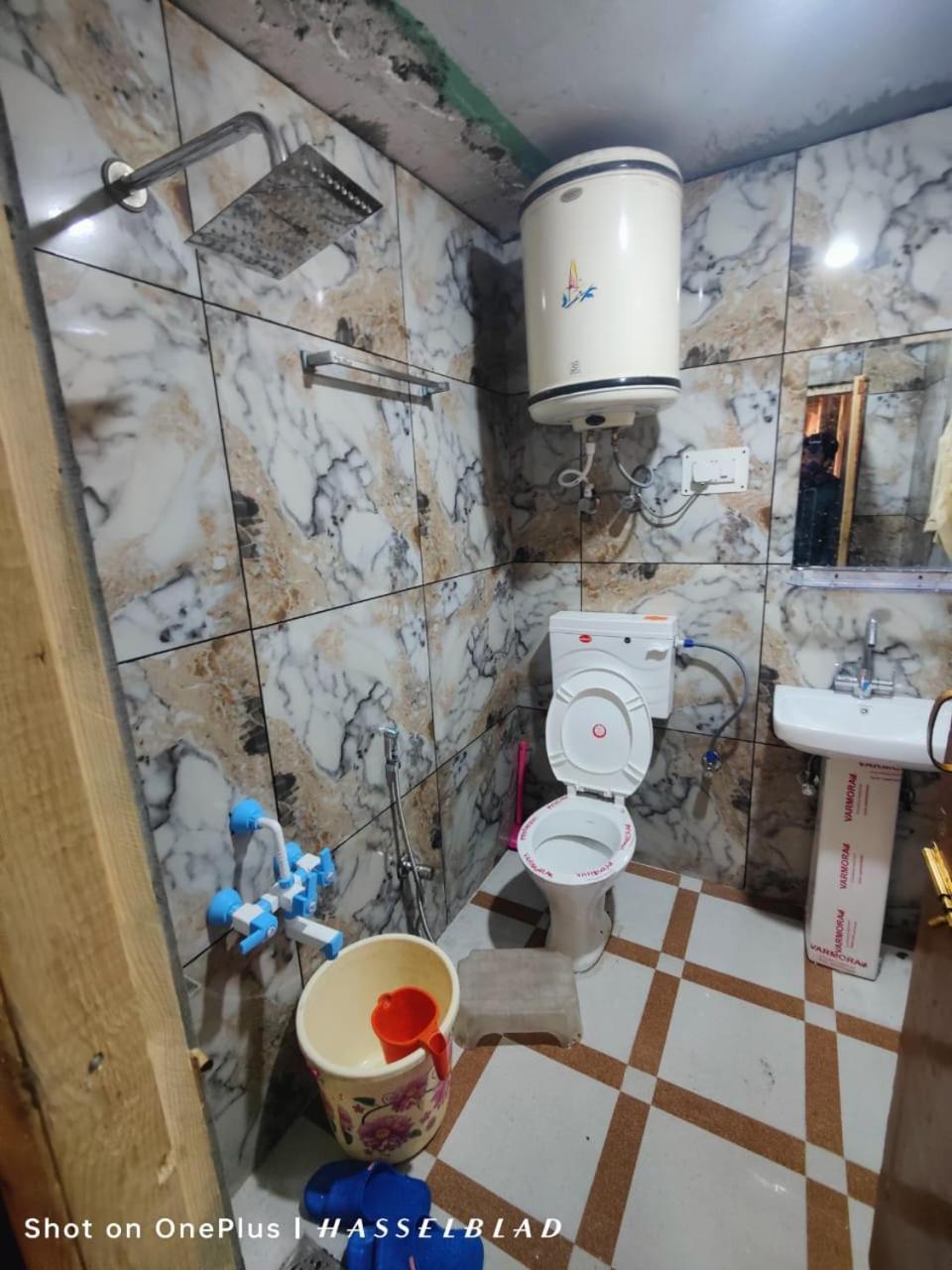Double Tree Irshad Srinagar (Jammu and Kashmir)