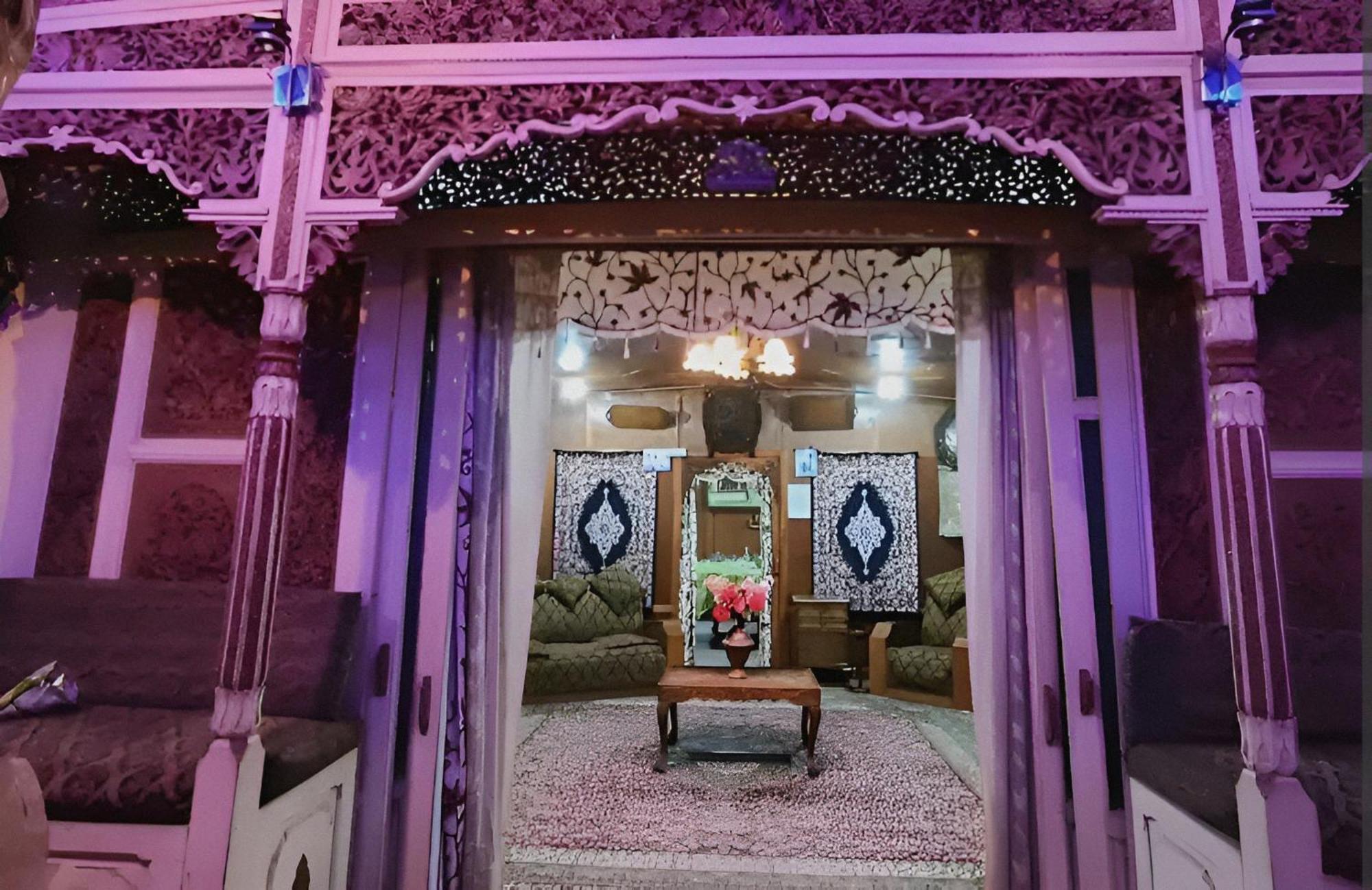 Hareem Group Of Houseboats Hotel Srinagar (Jammu and Kashmir)