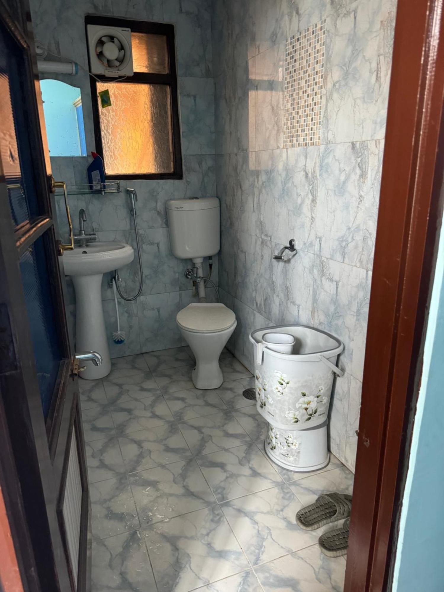Brick Peace Homestay Srinagar (Jammu and Kashmir)