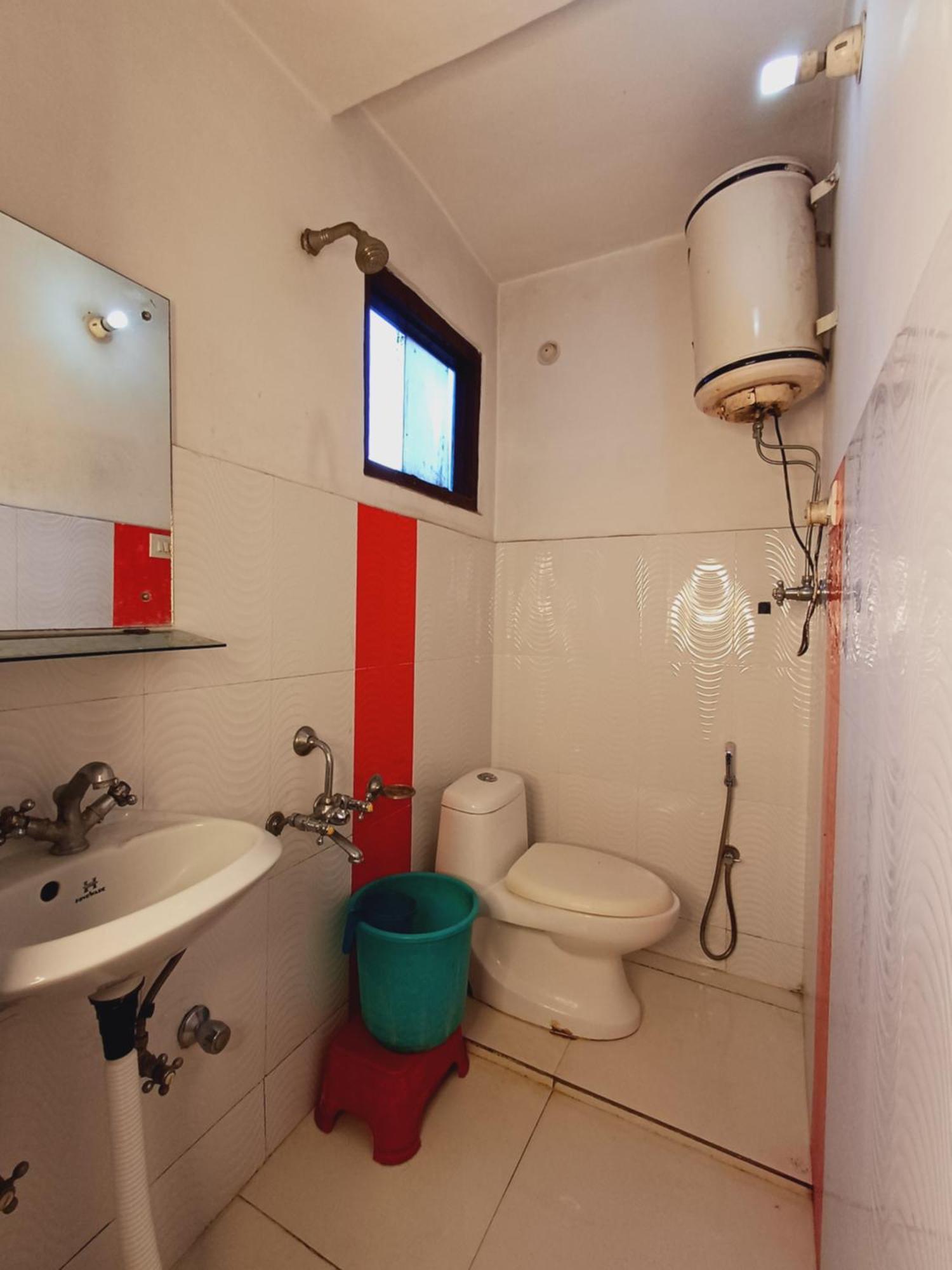 Hotel New Aashiyana