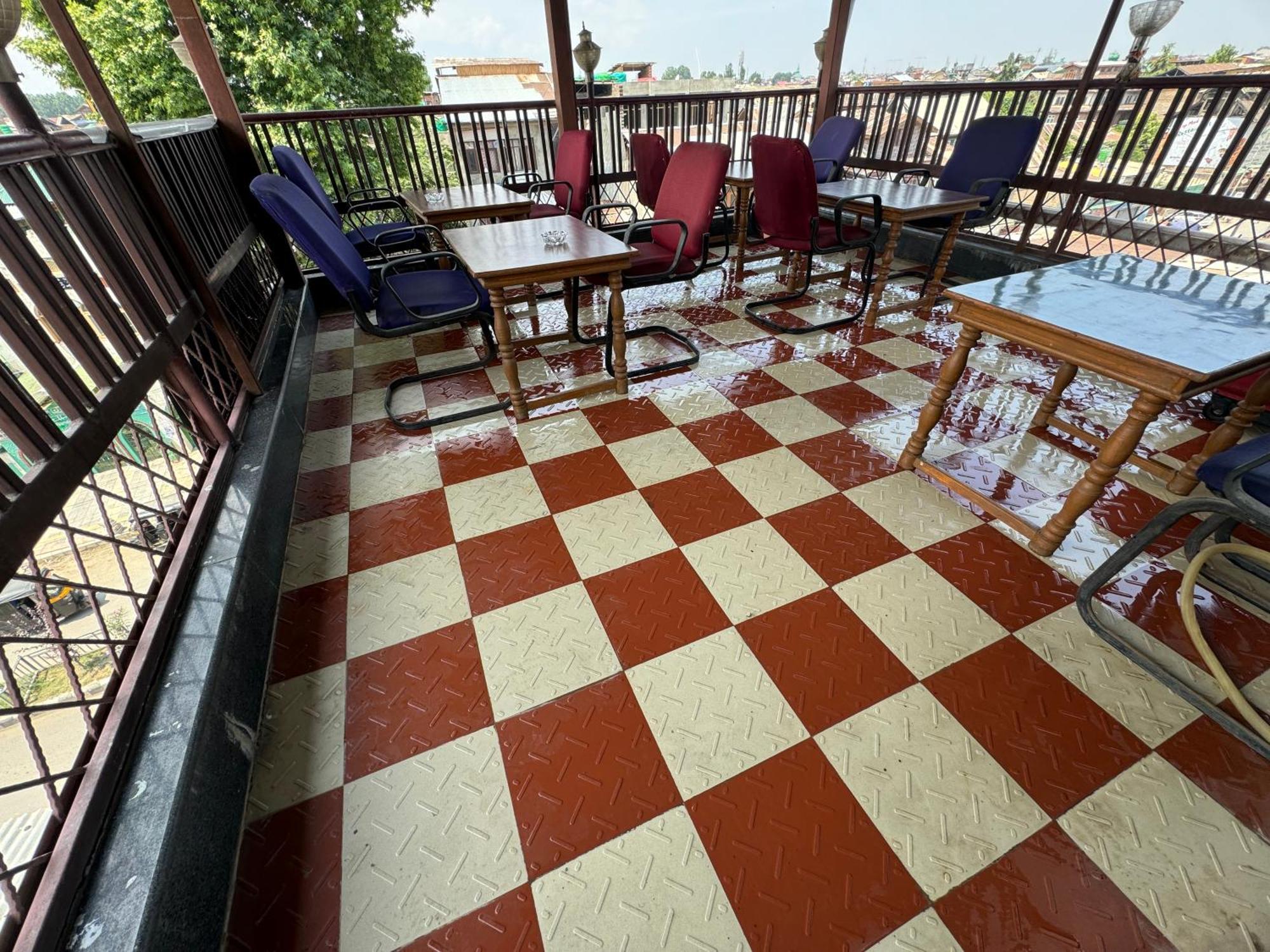 Homestay Brick Peace Srinagar (Jammu and Kashmir)