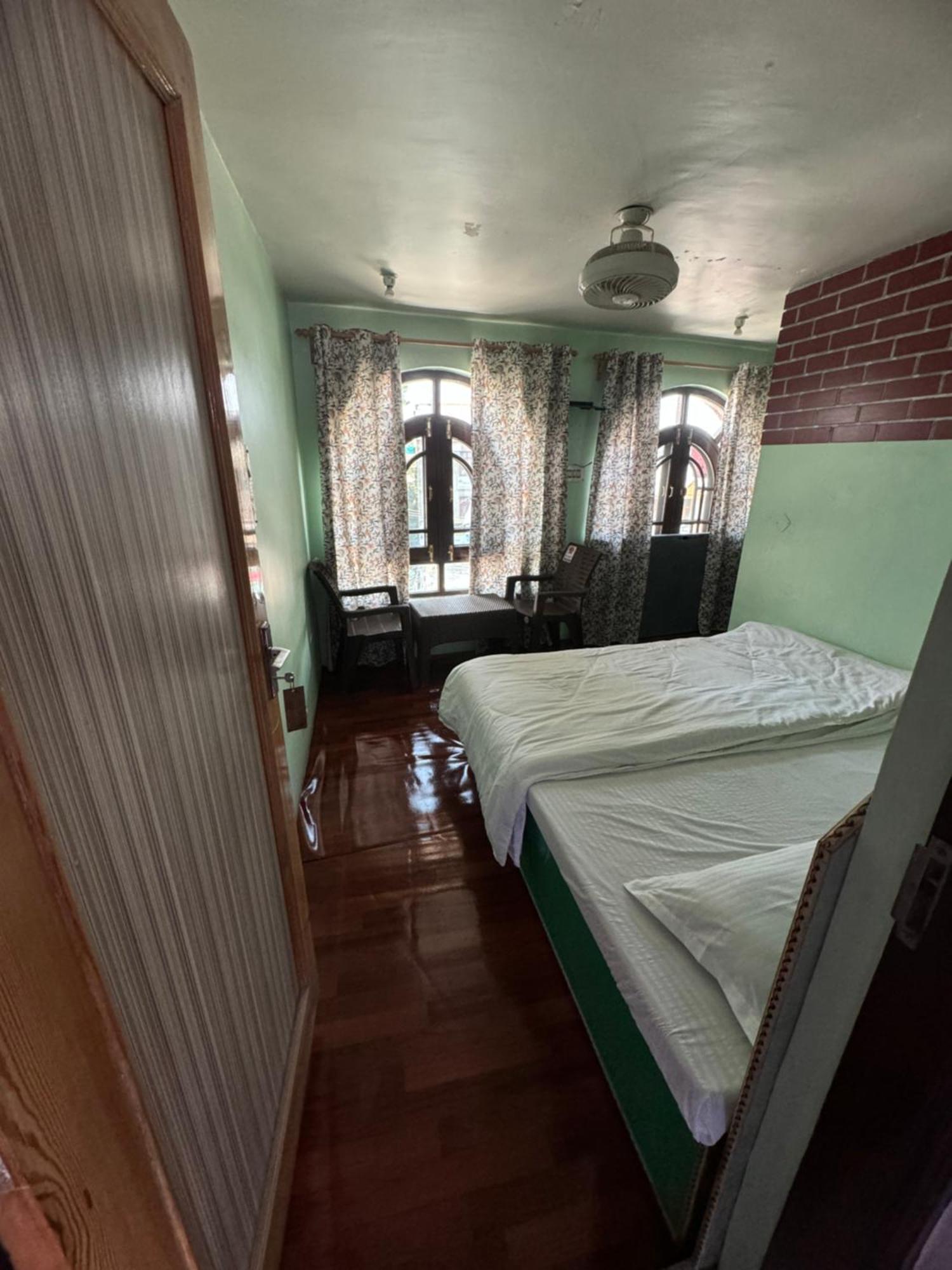 Brick Peace Homestay *
