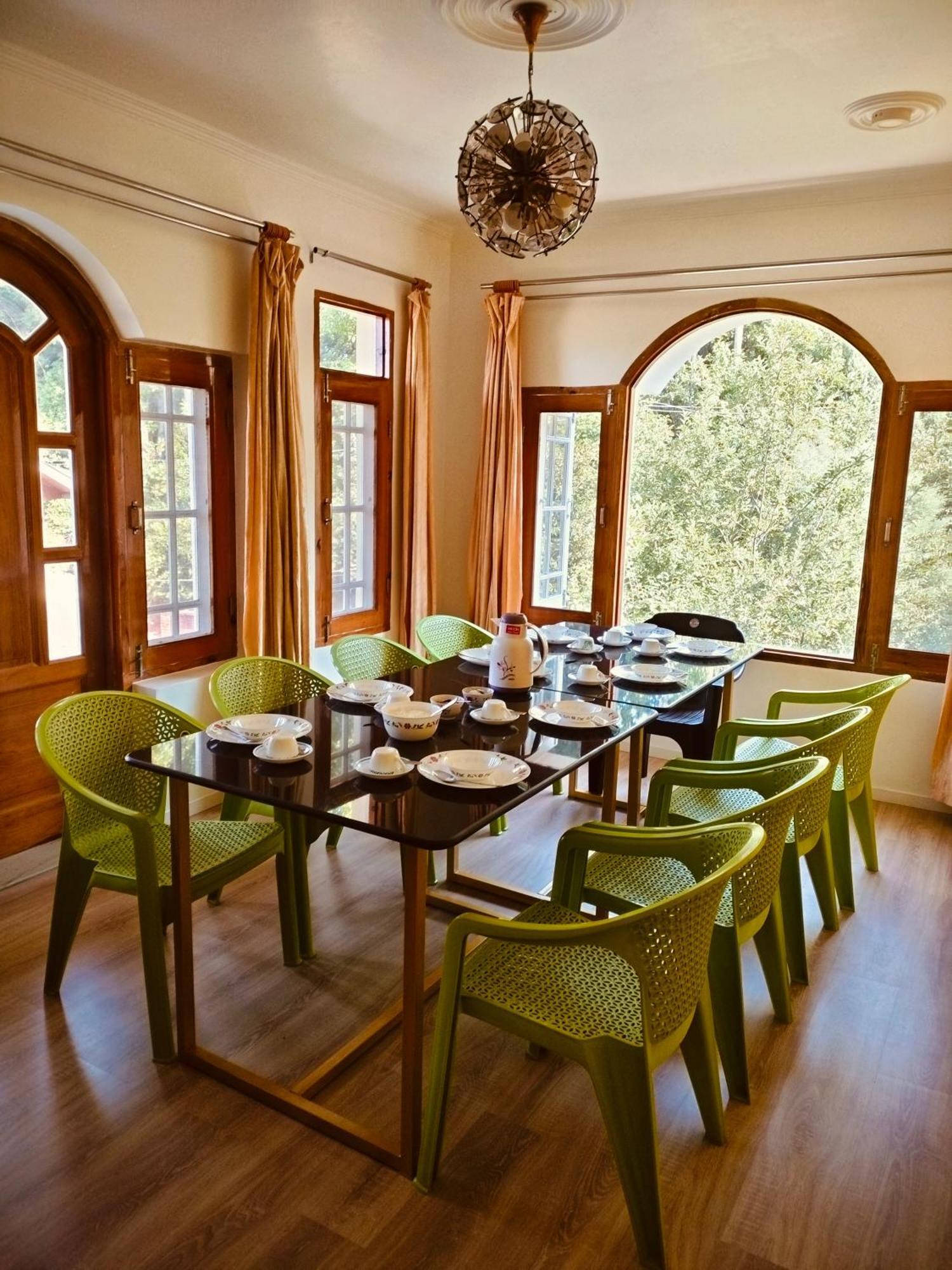Guest house New Zamrood *