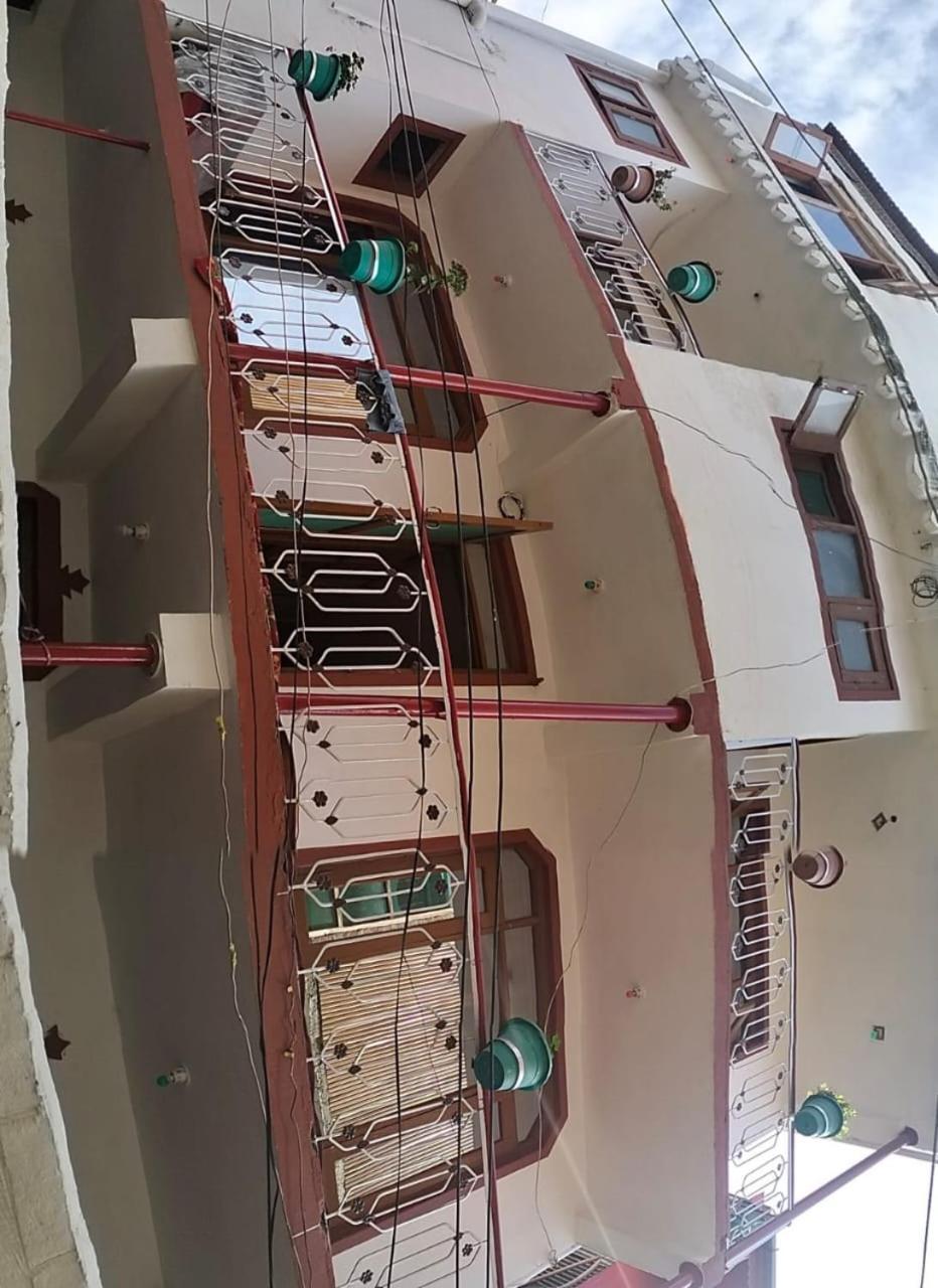 Double Tree Irshad Apartment *