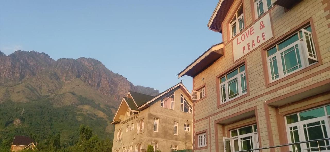 Love And Peace Homestay Homestay