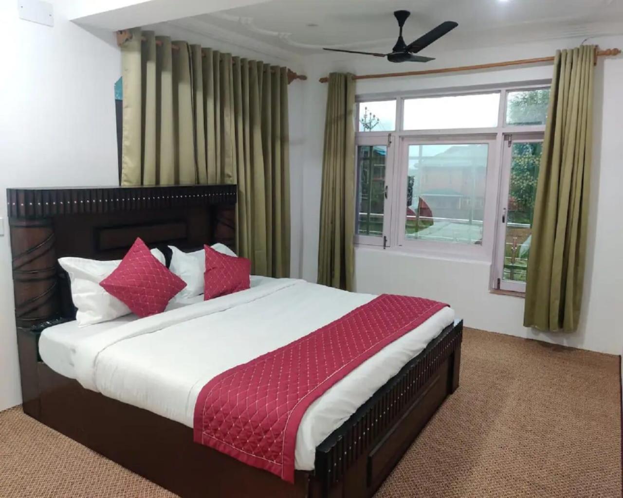 Love And Peace Homestay *
