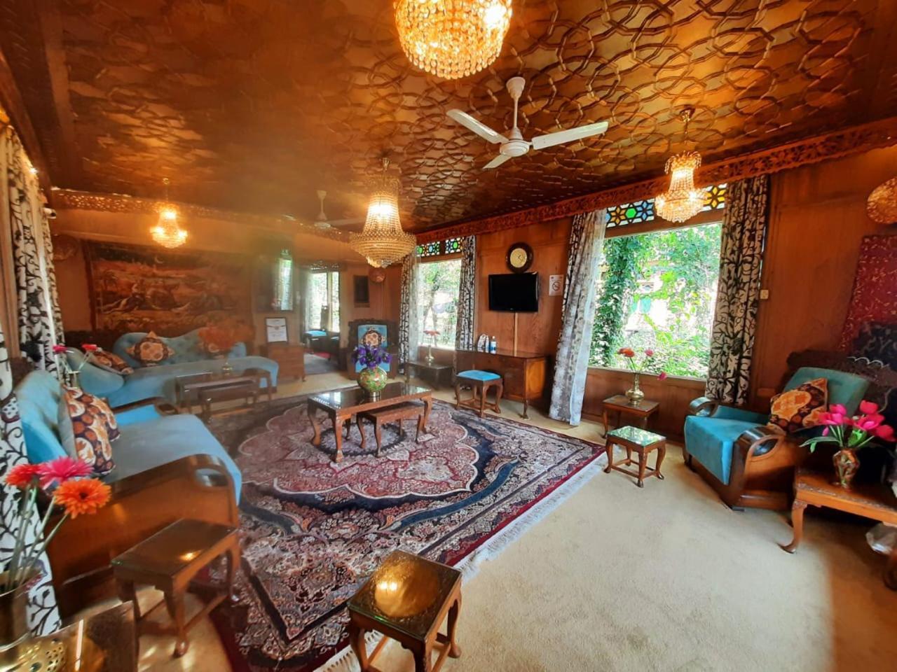 The Badyari Palace Houseboats Bed & Breakfast 4*