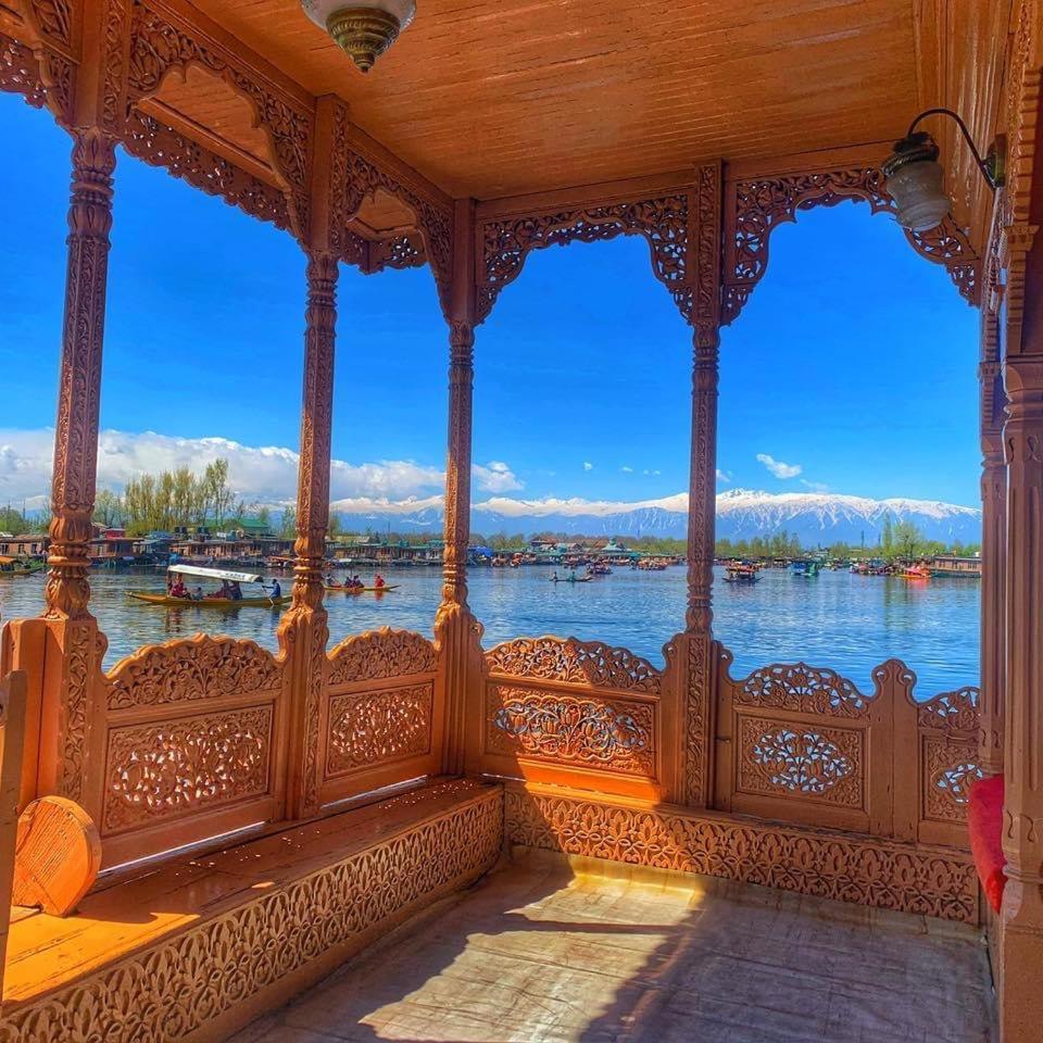 Hotel Houseboat New Pride Of Kashmir 4*