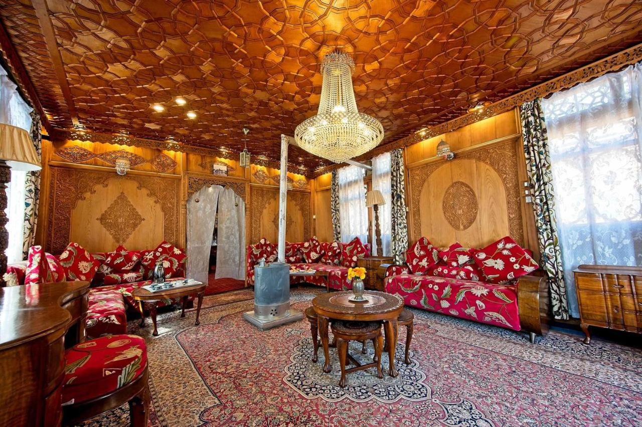 Houseboat New Pride Of Kashmir 4* Srinagar (Jammu and Kashmir)