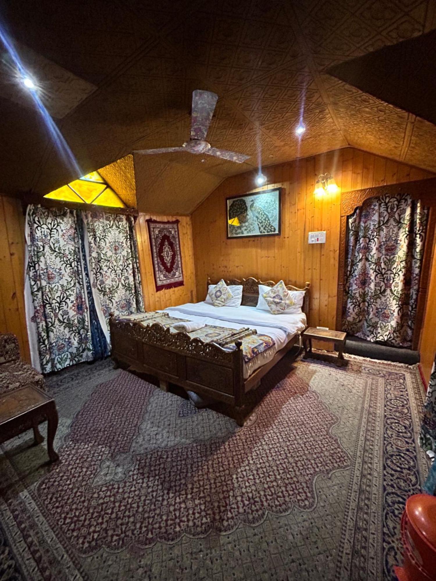 Hareem Group Of Houseboats 4*