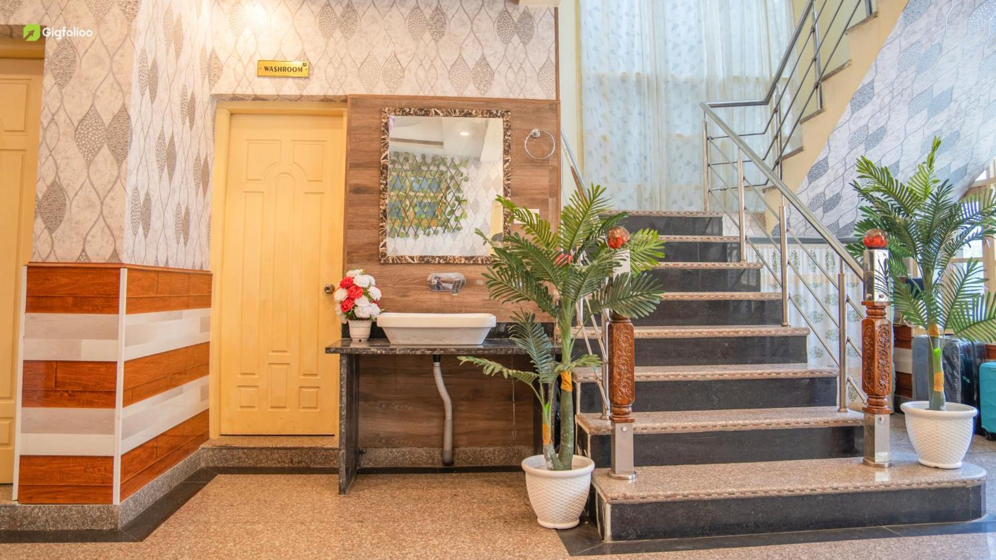 Nouvella Residency Hotel Srinagar (Jammu and Kashmir)