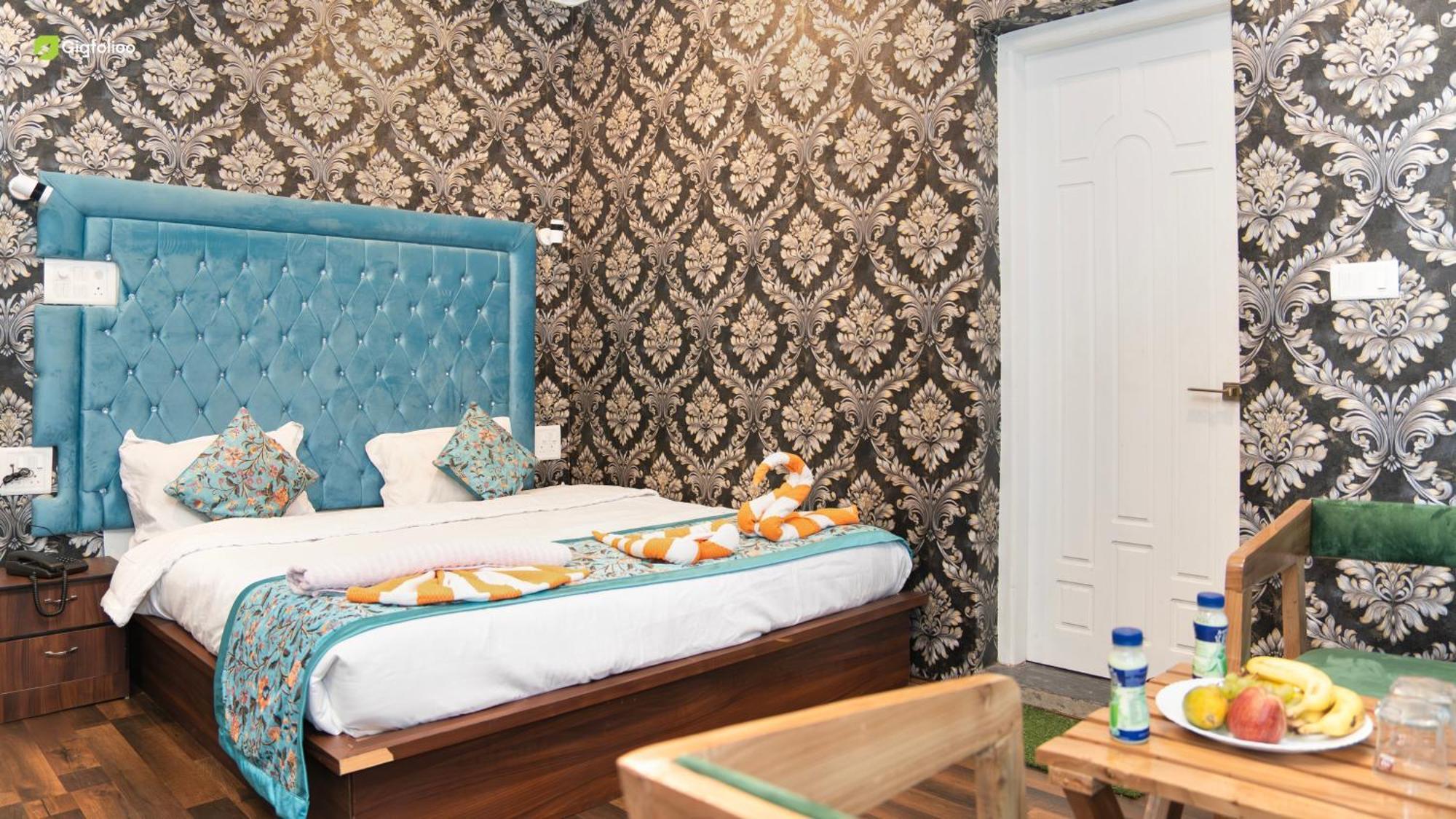 Hotel Nouvella Residency Srinagar (Jammu and Kashmir)