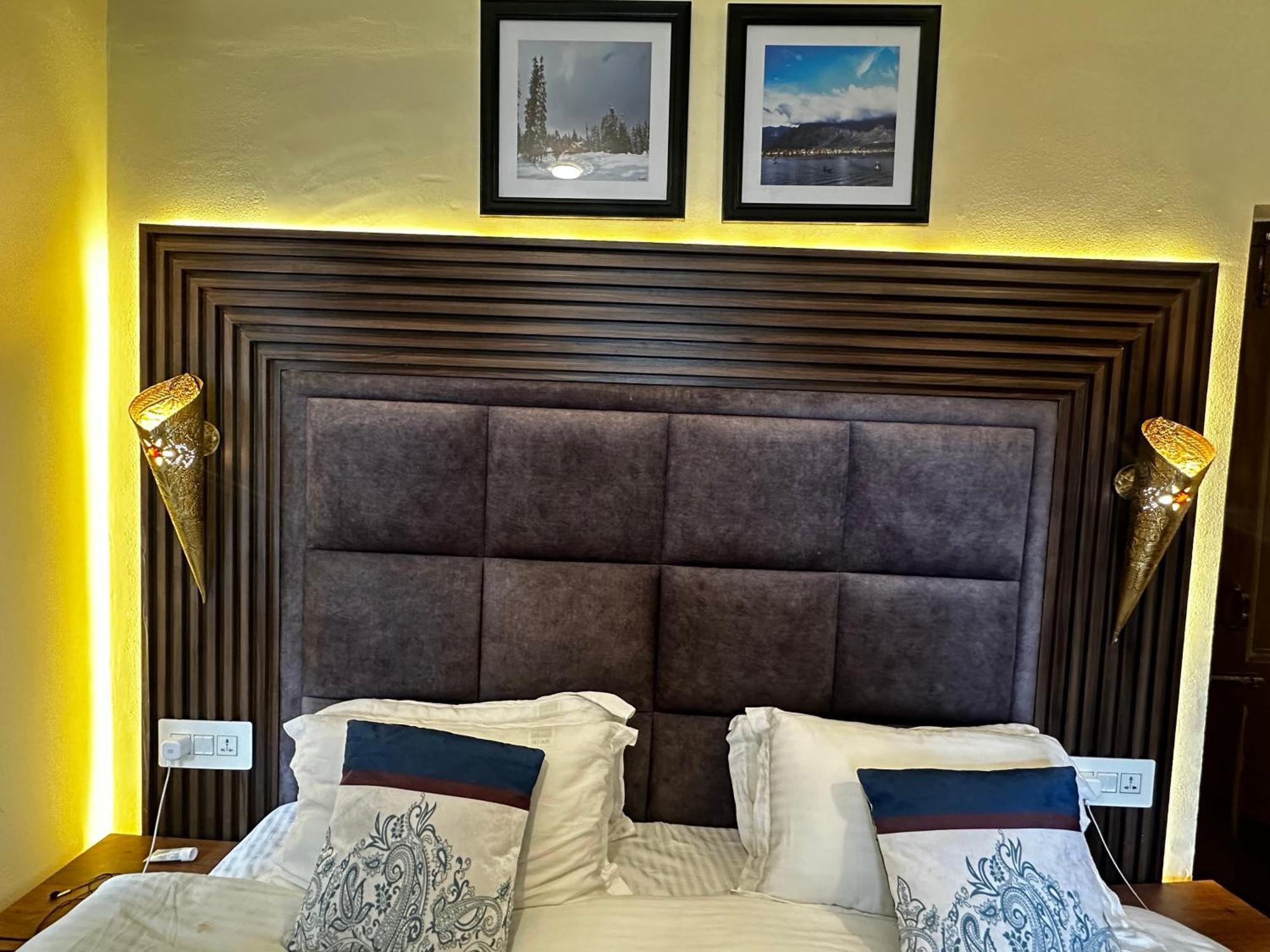 Villa Luxury Escape - Dilan Residency