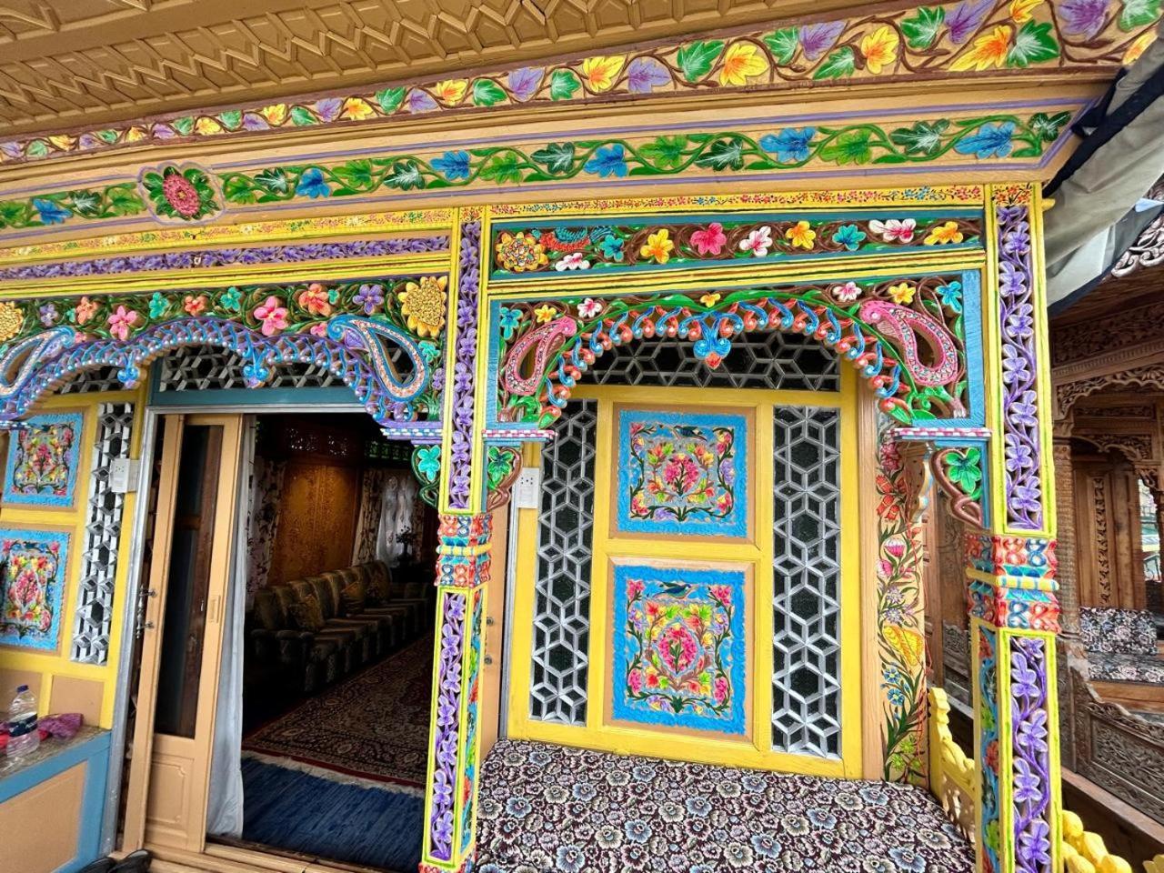 Hotel Hareem Group Of Houseboats