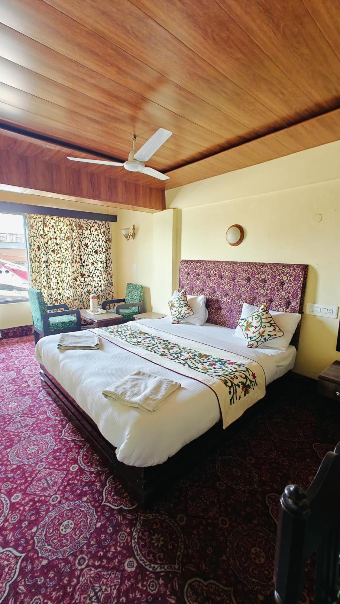 Kabir 2* Srinagar (Jammu and Kashmir)