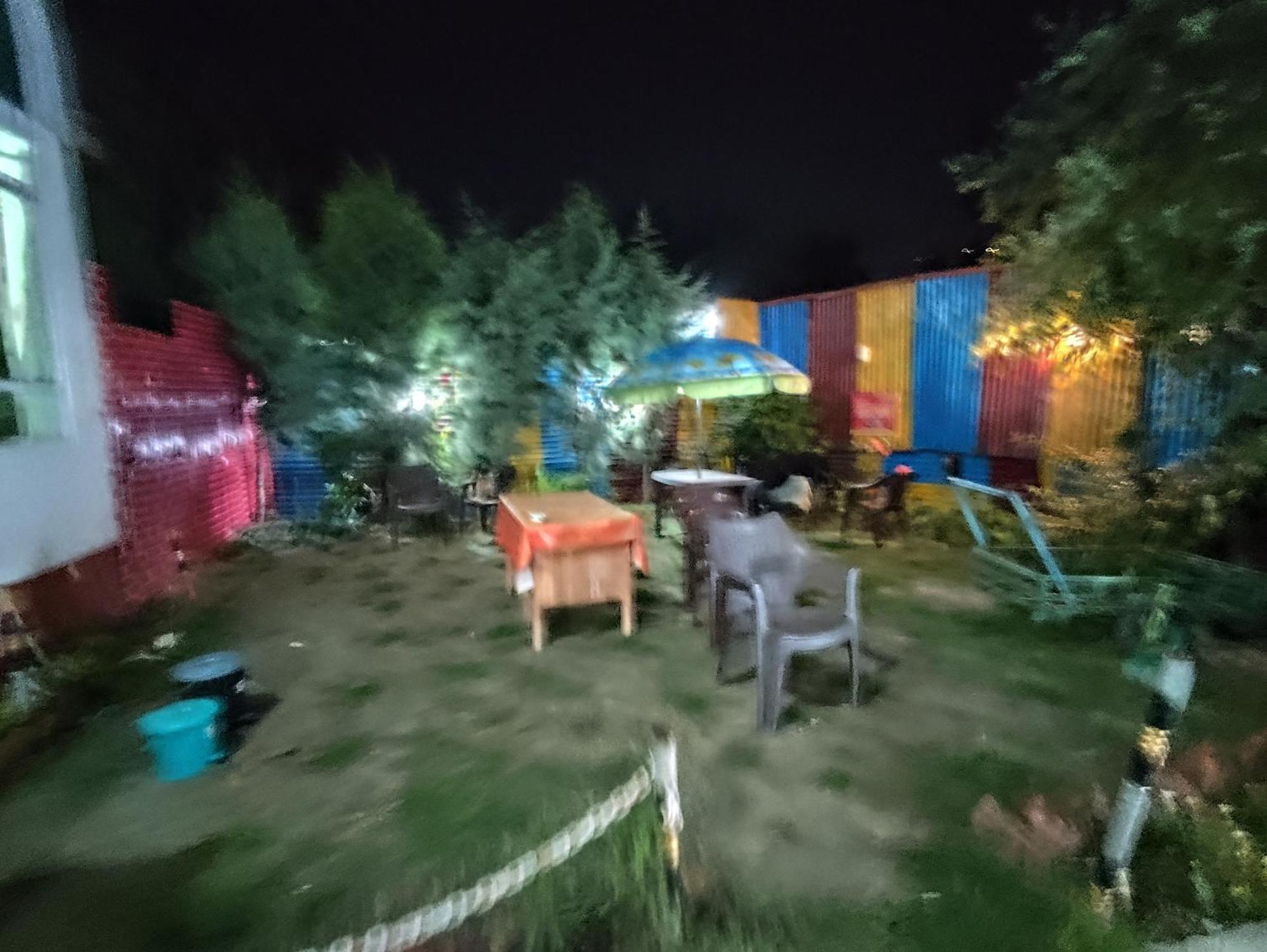 New Heaven Canal 2* Srinagar (Jammu and Kashmir)