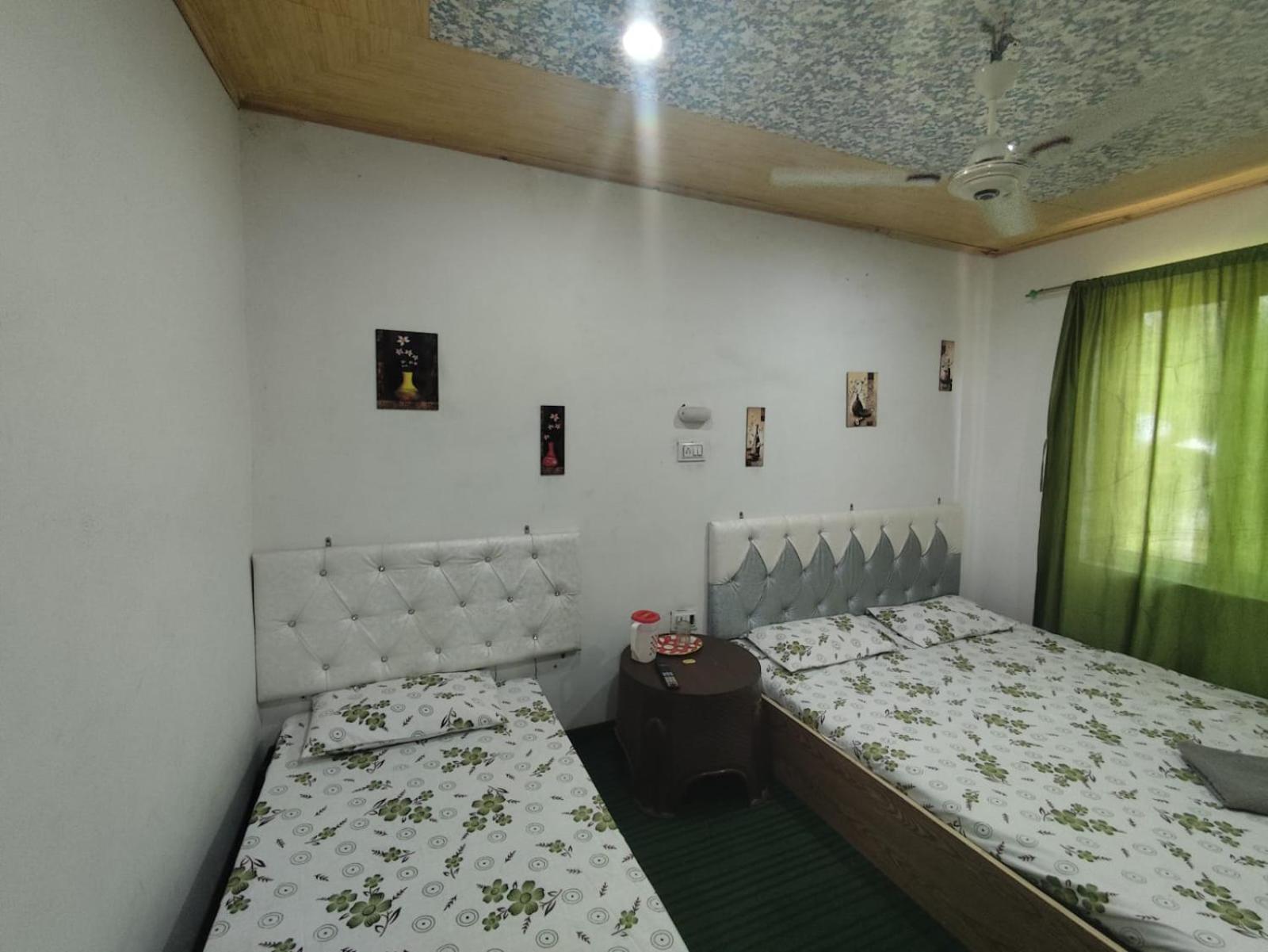 Homestay Shamus Javed Homestay *
