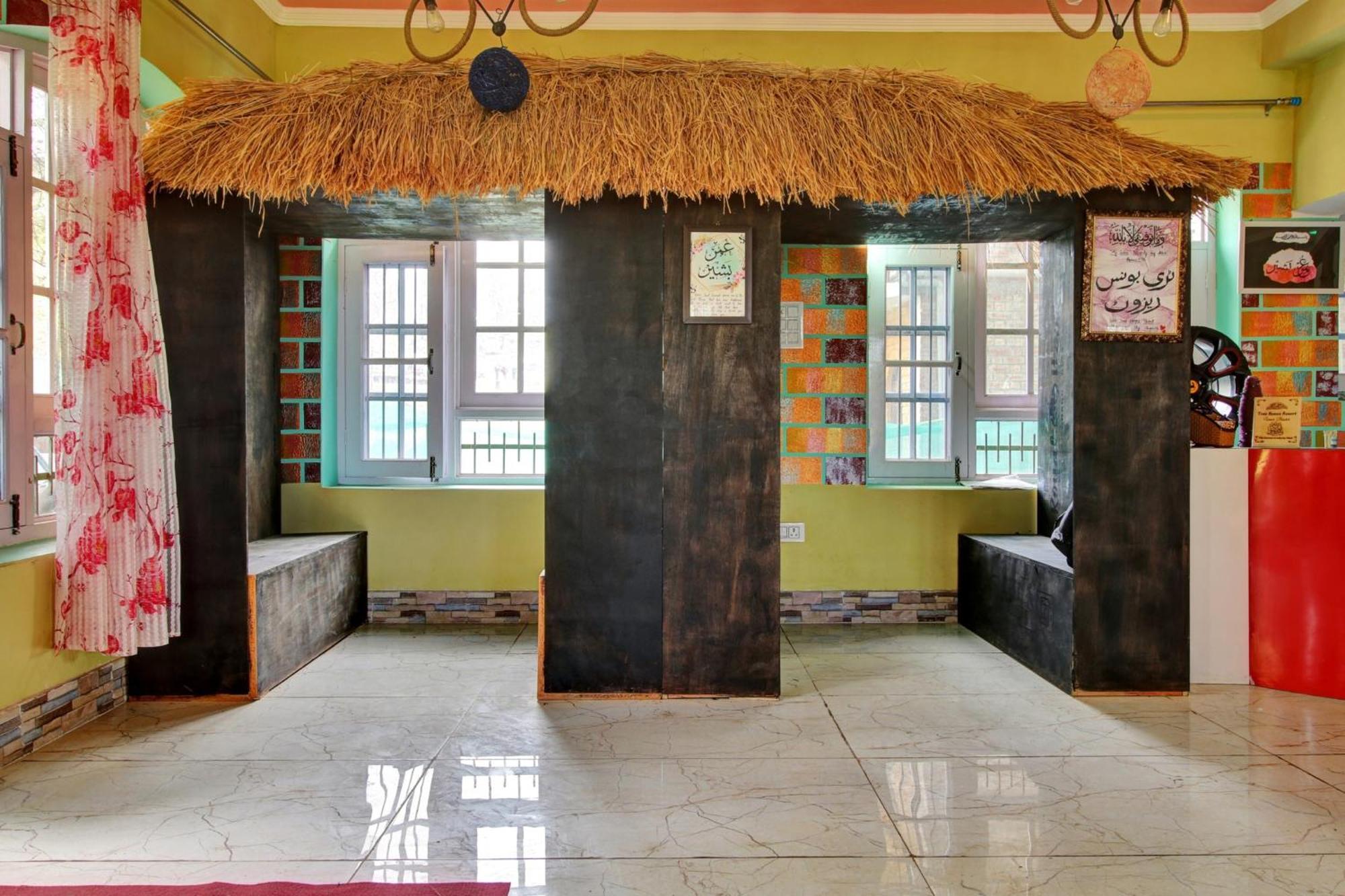 Hotel O Tree Boneae Srinagar (Jammu and Kashmir)