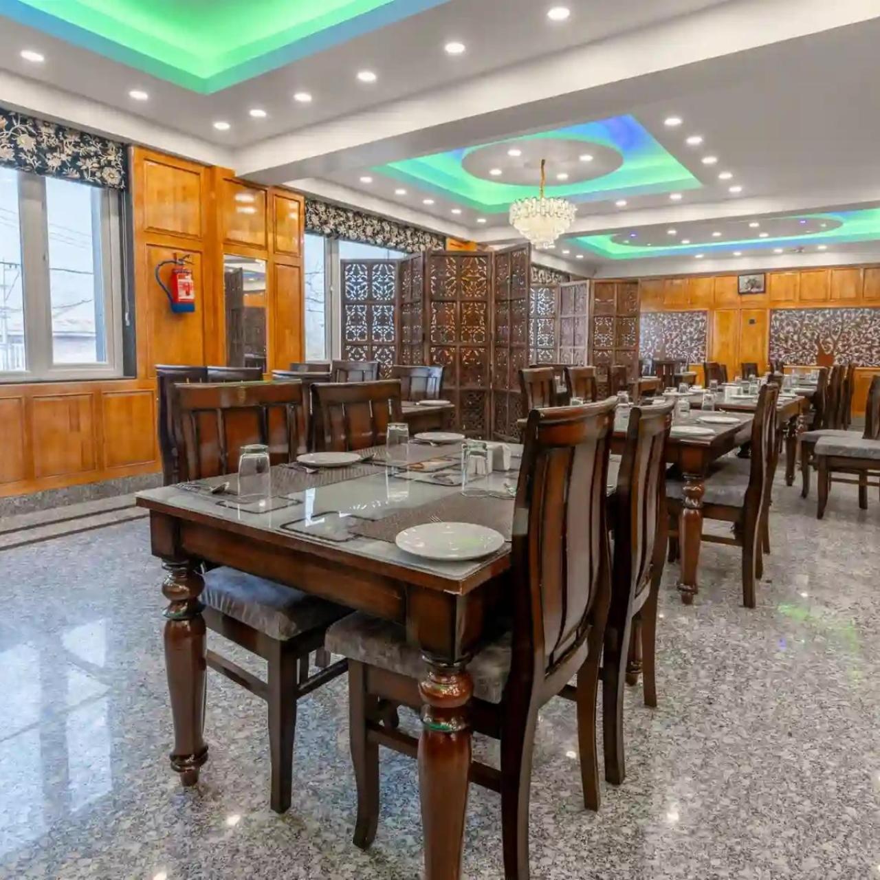 Leomir & Restaurant
