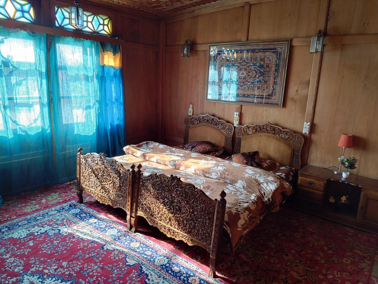 Hareem Group Of Houseboats Hotel Srinagar (Jammu and Kashmir)