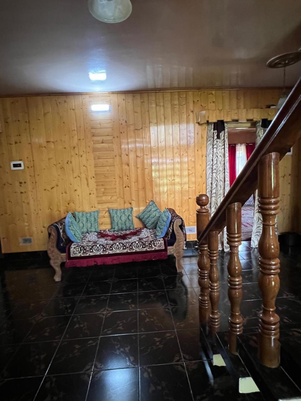 Bluebird Retreat * Srinagar (Jammu and Kashmir)
