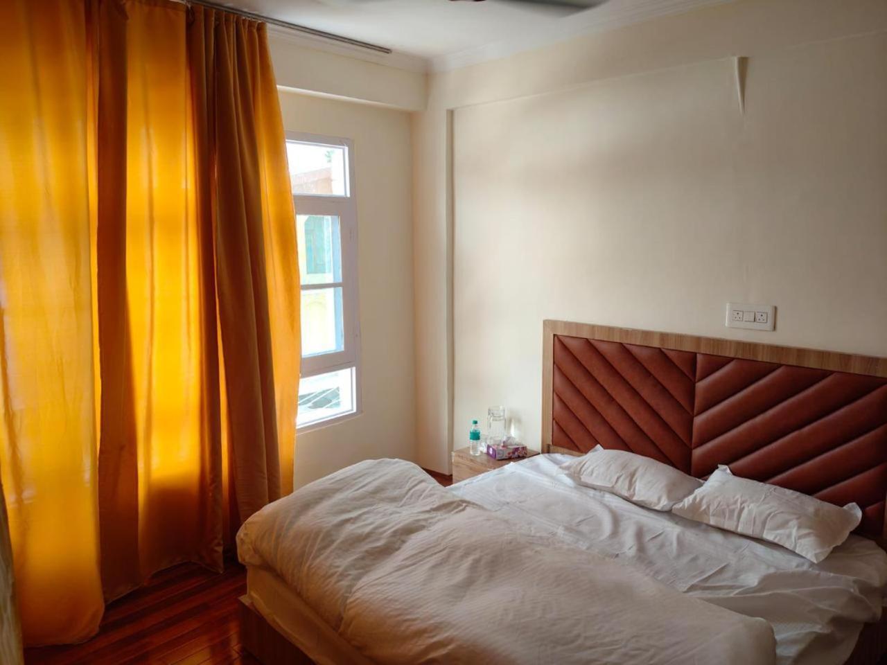 Hotel Deer Park