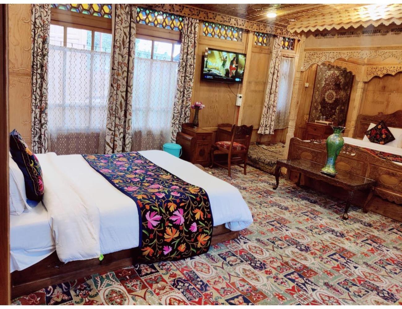 Homestay Royal Dandoo Palace,