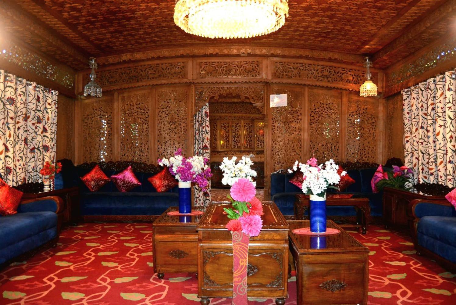 Heritage Amina Group Of Houseboats