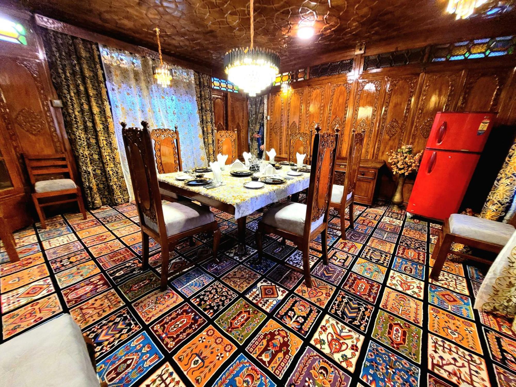 Aziz Group Of Houseboats Srinagar (Jammu and Kashmir)