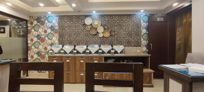 The Crystal Hotel Srinagar (Jammu and Kashmir)